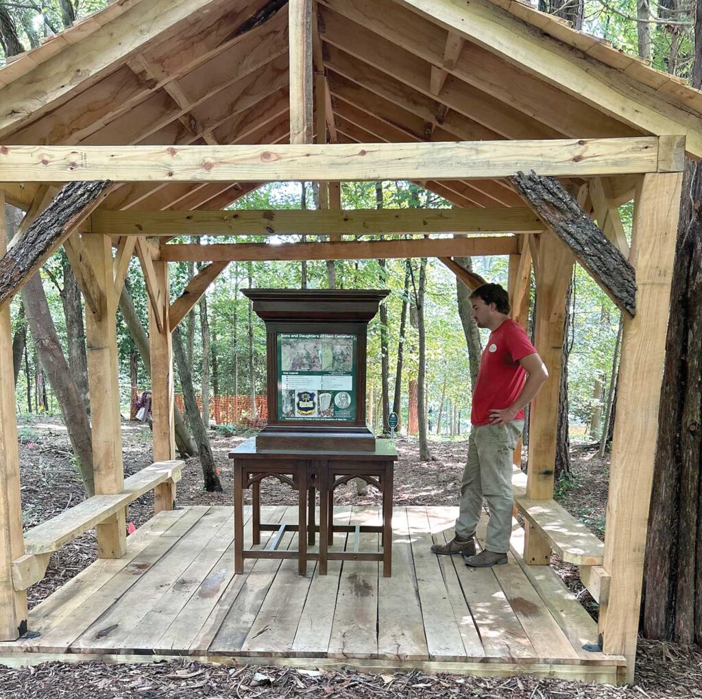 Kiosk shelter for a friends’ group of an unearthed African-American cemetery