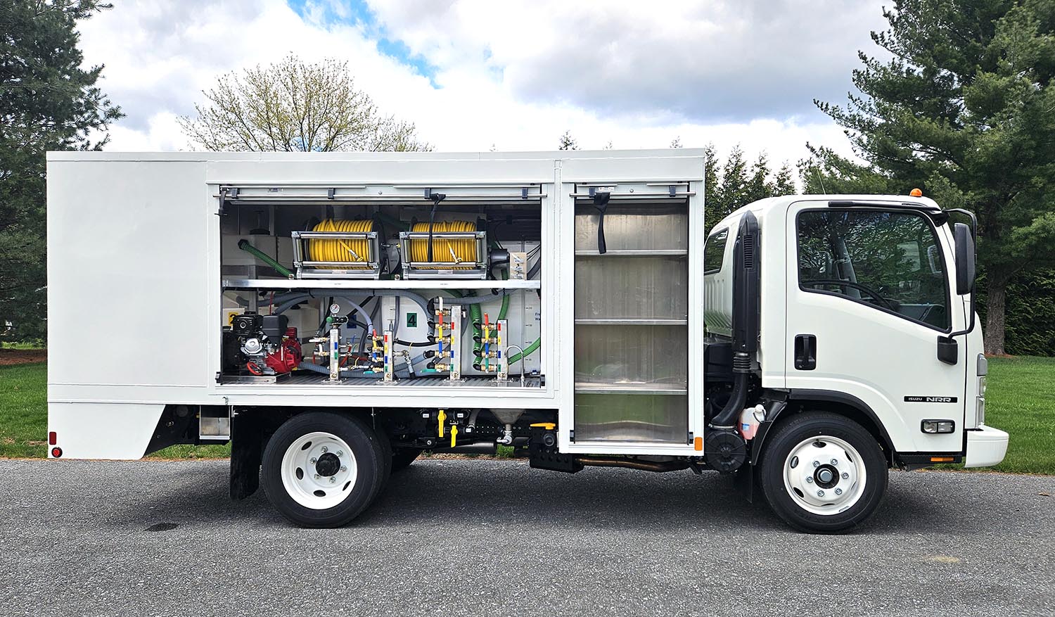 Plant Health Care Systems’ APEX 172 PHC Spray Van