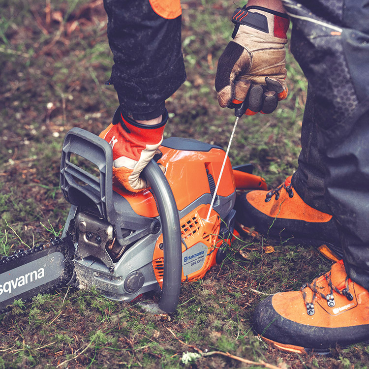 Fuel Injection in Professional Chain Saws